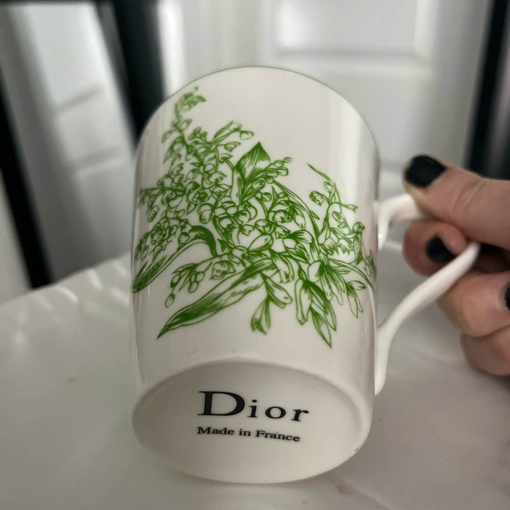 Dior Lily of the Valley Green Mug - Picture 6 of 10